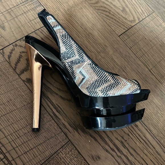 Jessica Simpson high heels - Picture 5 of 10